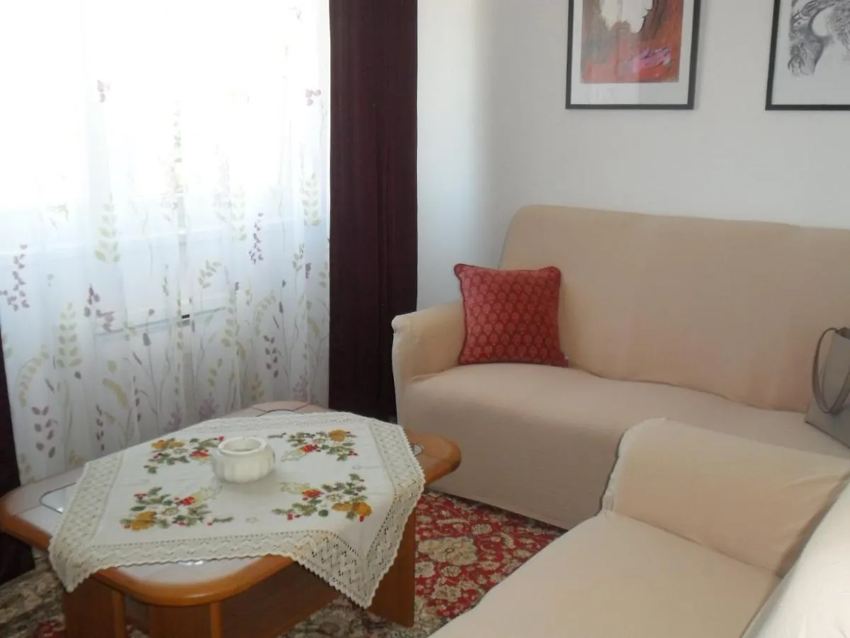 Apartment Pavo Zadar